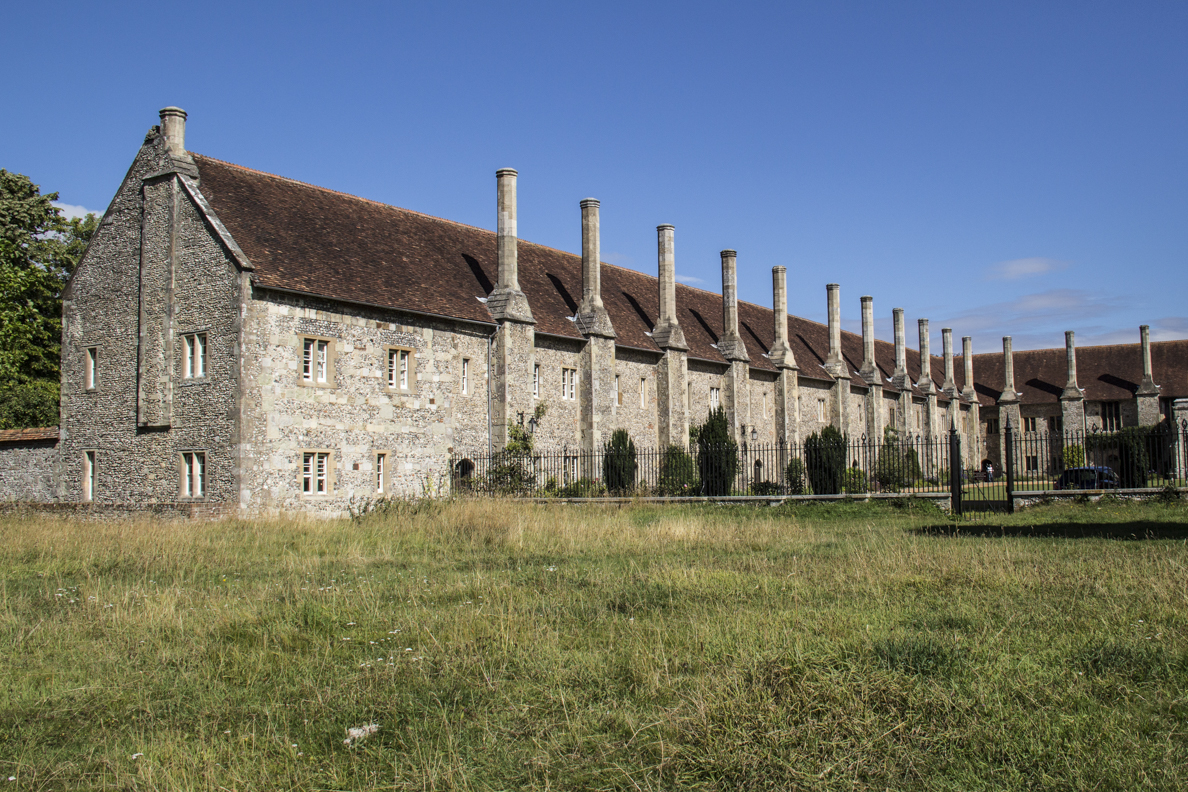 Alsmshouse of Noble Poverty at Saint Cross in Winchester, Hampshire, England 2332