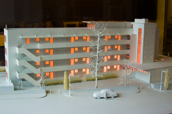 Model of the Isokon Building Hampstead London-8