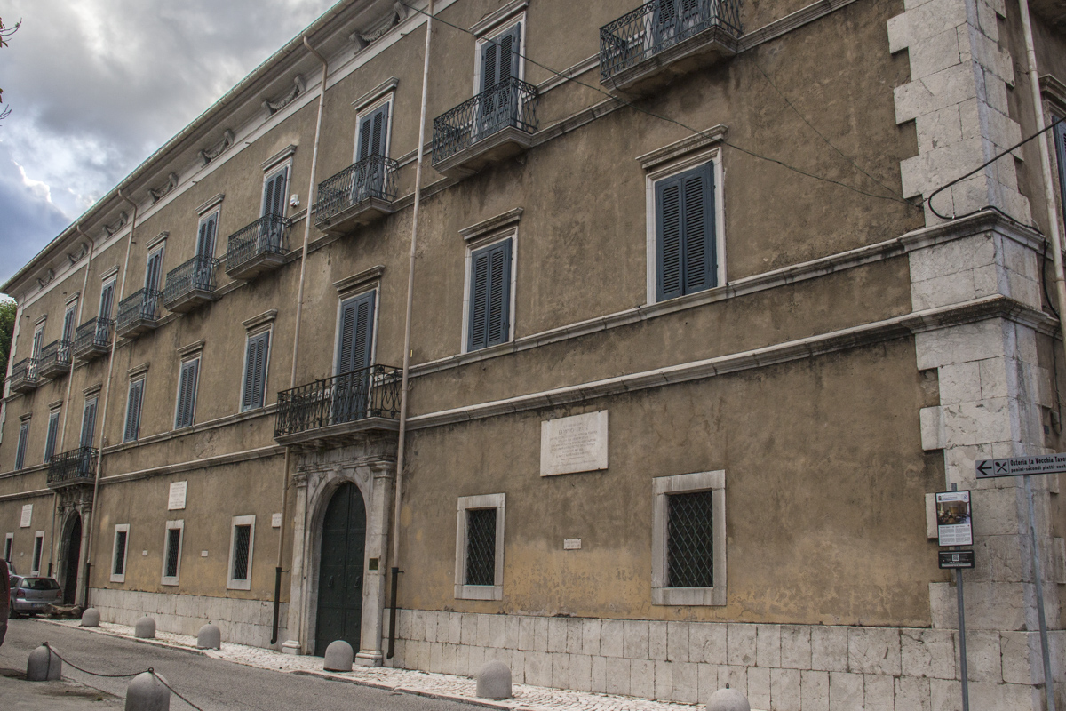 Palazzo Sipari in Pescasseroli in Abruzzo, Italy   0027