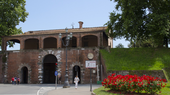 Porta San Pietro on city walls of  Lucca in Tuscany